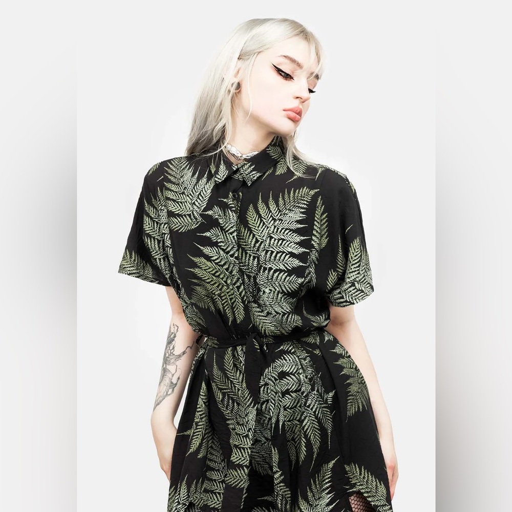 Disturbia Black and Green Fern Midi Shirt Dress with Belt and Slit Button Front
